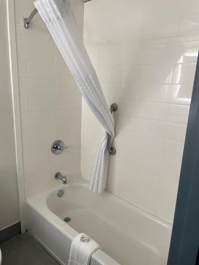 Wingate By Wyndham Savannah Gateway Ngoại thất bức ảnh