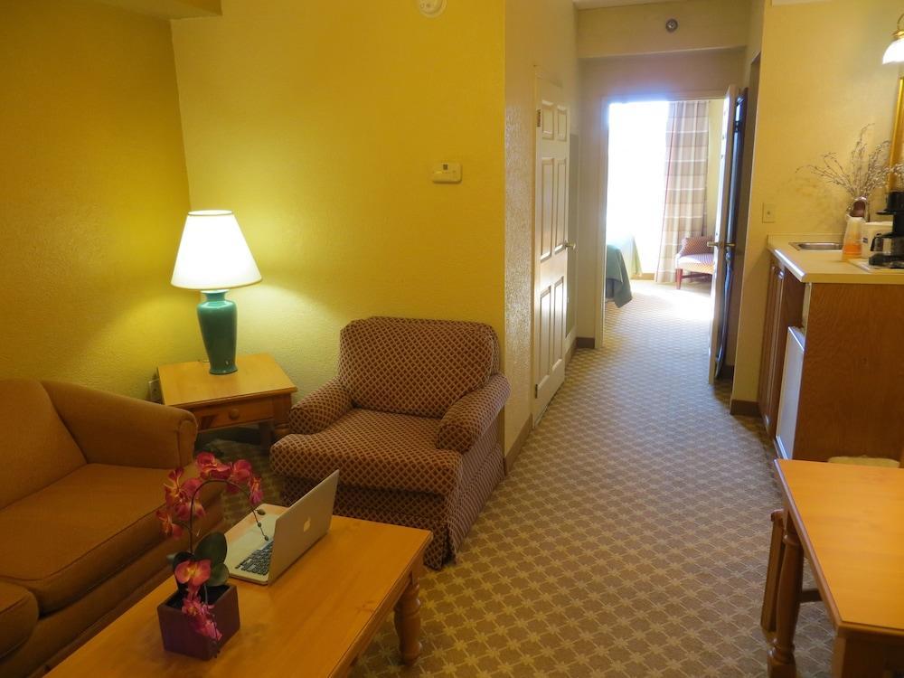 Wingate By Wyndham Savannah Gateway Ngoại thất bức ảnh